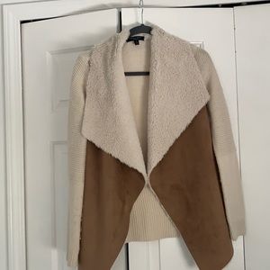 Romeo and Juliet Couture suede and sweater jacket, size Small.
